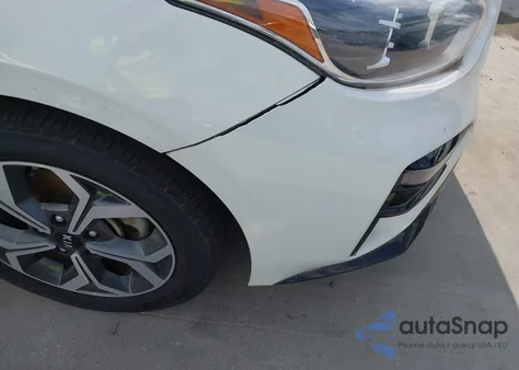 2021 Kia Forte Lxs z USA, uszkodzony, nr VIN 3KPF24AD9ME330892